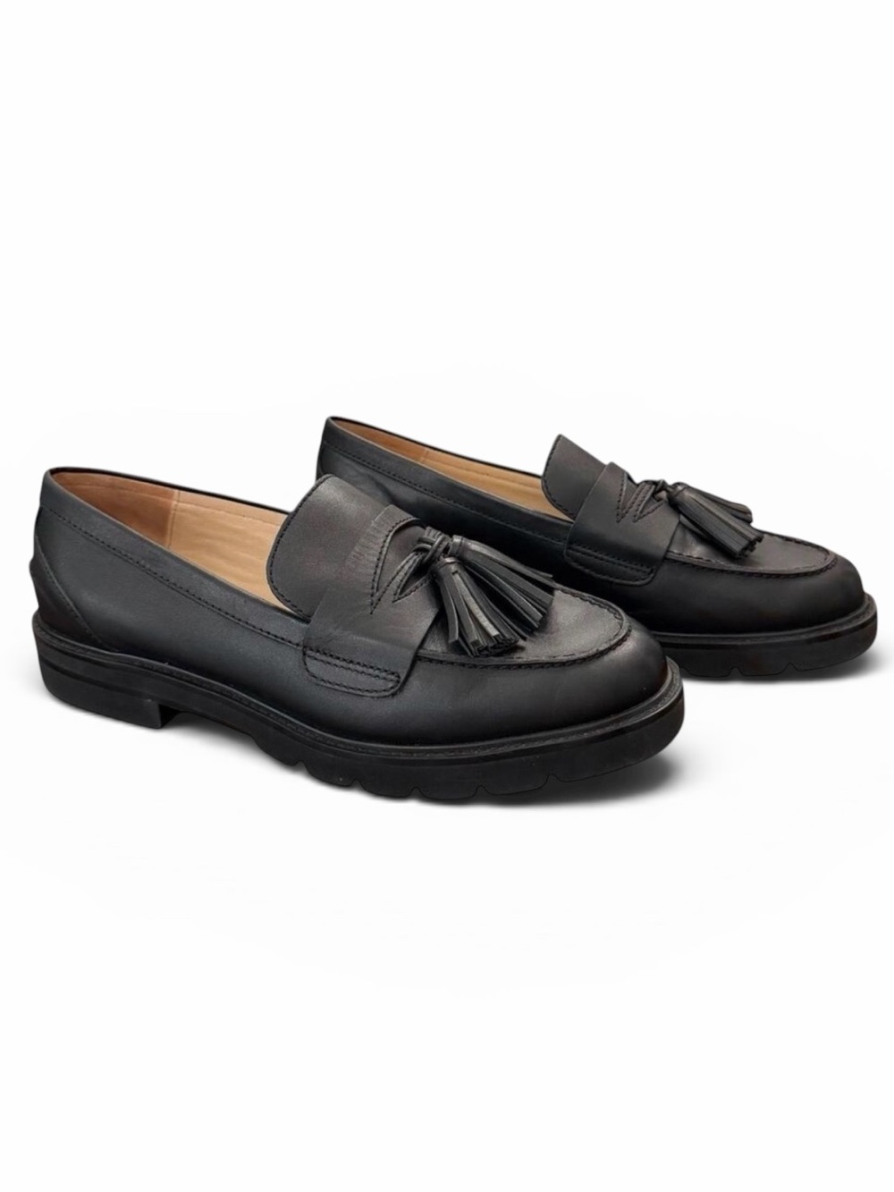 Stuart Weitzman Adrina Tassel Loafer Black Women’s 9B Preppy Classic Timeless
